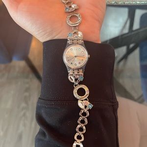 EUC Swatch Originals Menthol Tone Quartz LK292G Women’s Watch